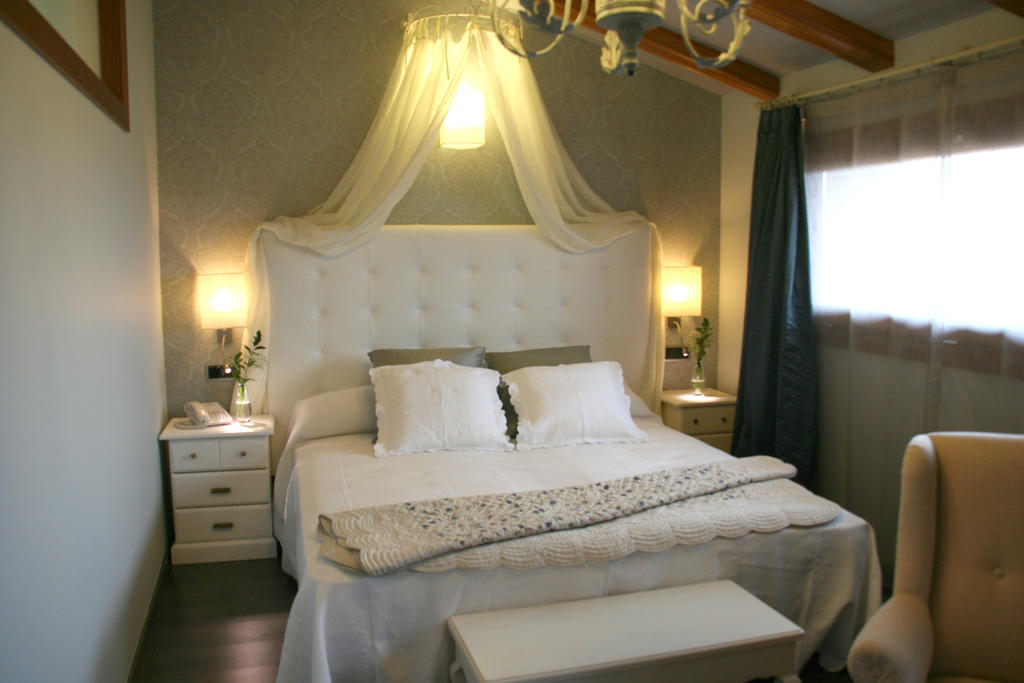Hotel Castillo De Alquézar Δωμάτιο φωτογραφία