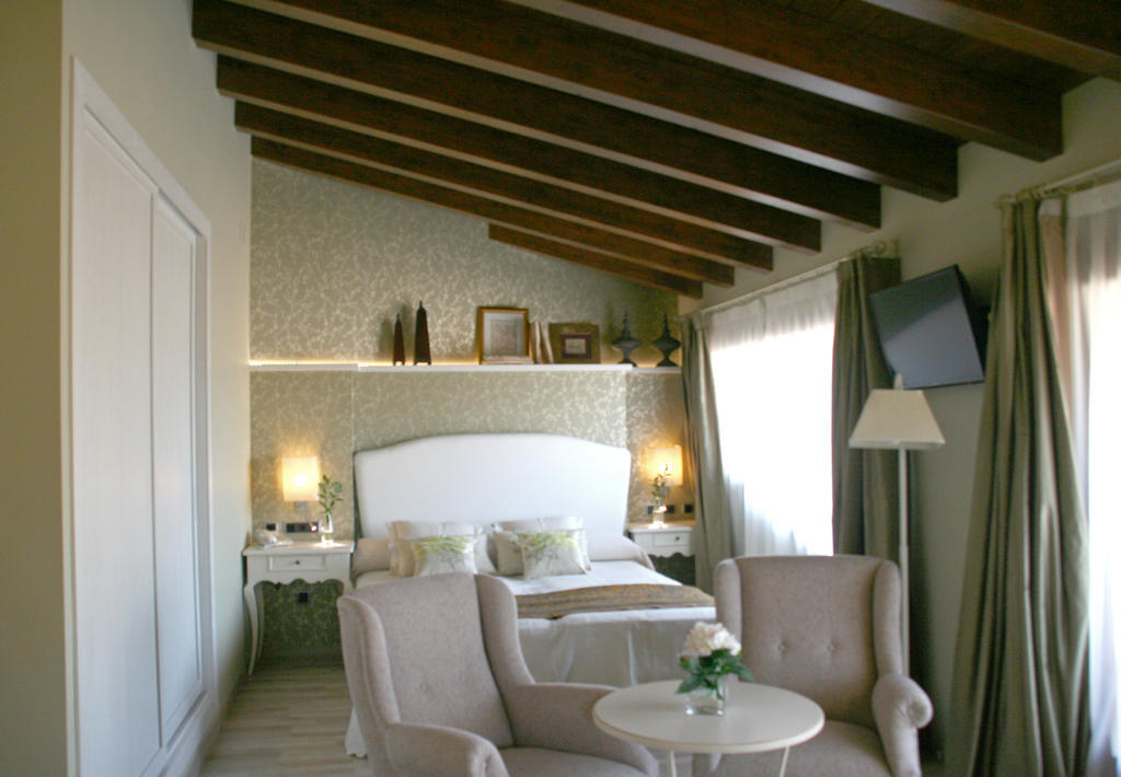 Hotel Castillo De Alquézar Εξωτερικό φωτογραφία